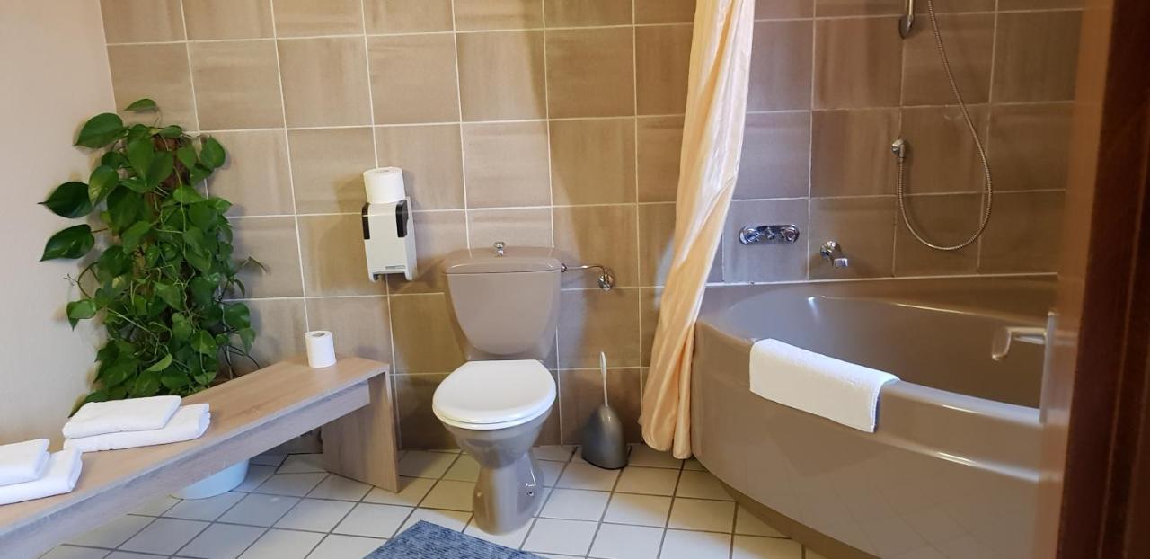Hotel Garni Julia Linnich Luaran gambar